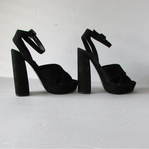 Platform Steve Madden Suede Heels